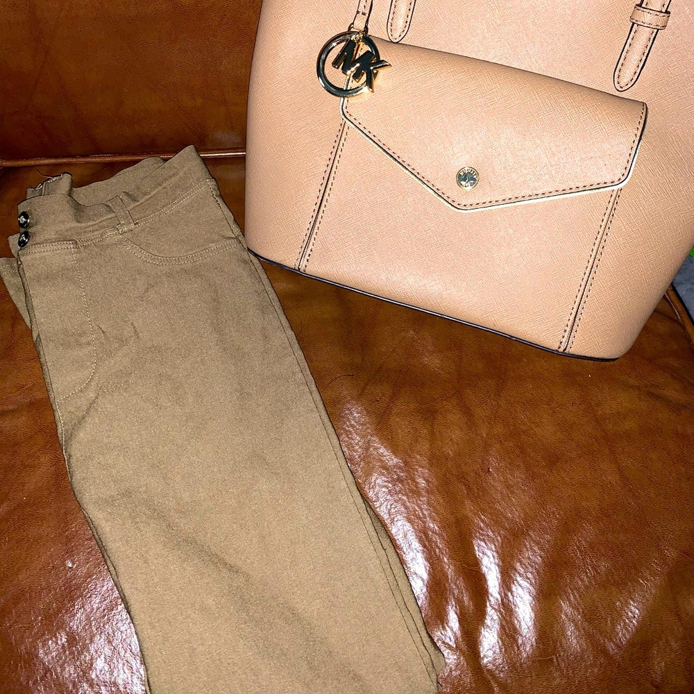 EUC Booty Shaping Khaki Leggings Practically New